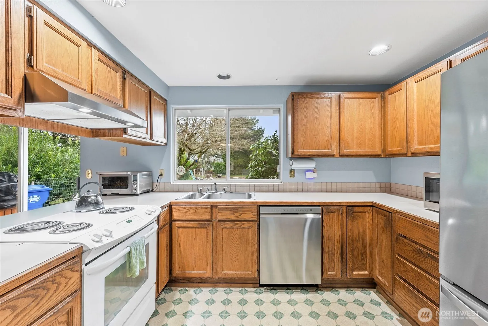 Property photo for 5717 60th Street Ct W, University Place photo 5
