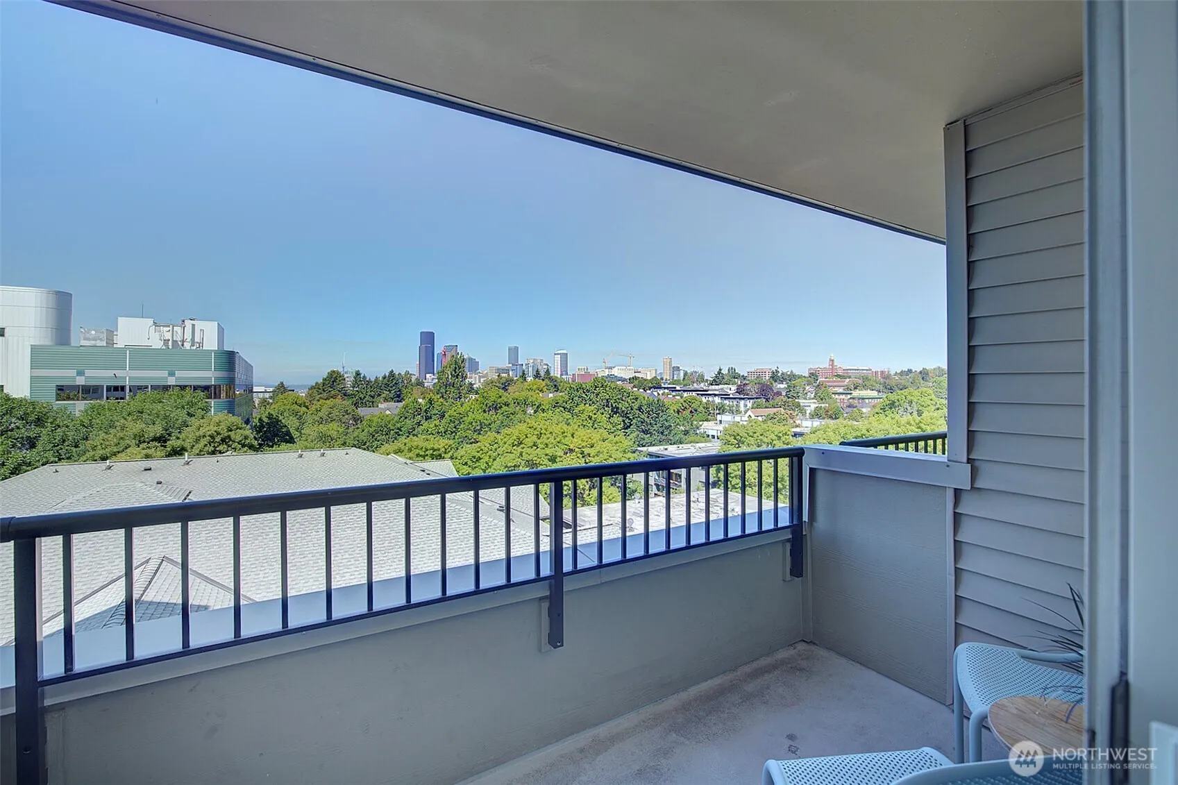 Property photo for 303 23rd Avenue S #506, Seattle photo 3