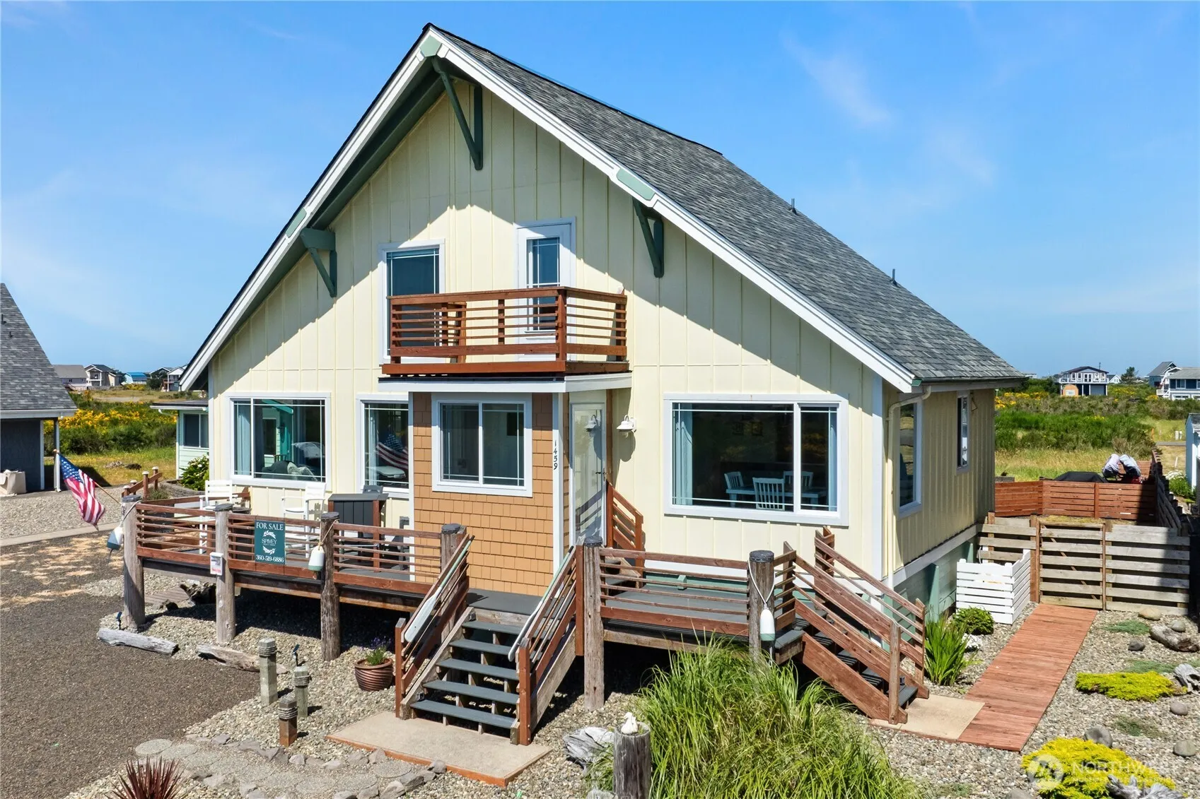 Property photo for 1459 E Ocean Shores Boulevard Sw, Ocean Shores