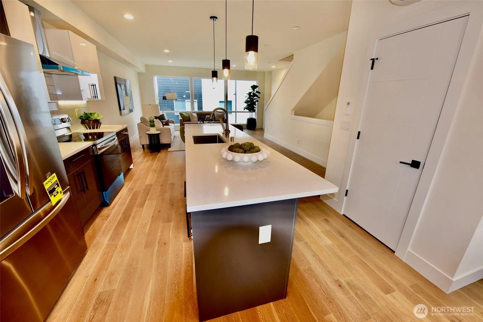 Property photo for 12215 Des Moines Memorial Drive S #b, Seattle photo 5