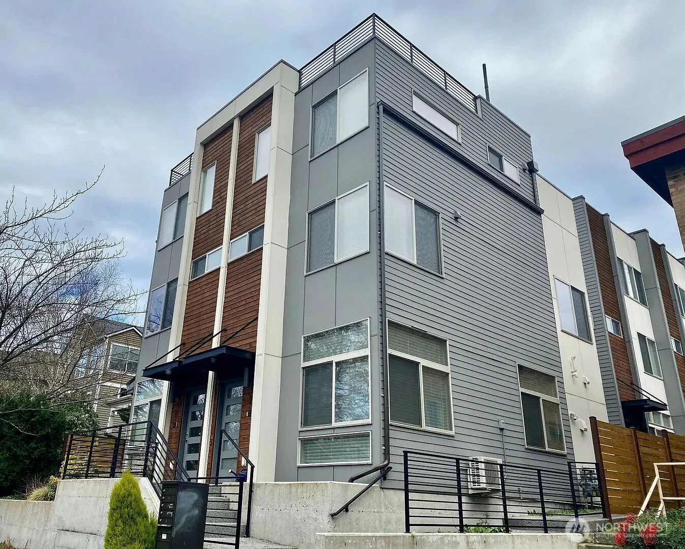 Property photo for 1816 14th Avenue #a, Seattle photo 2