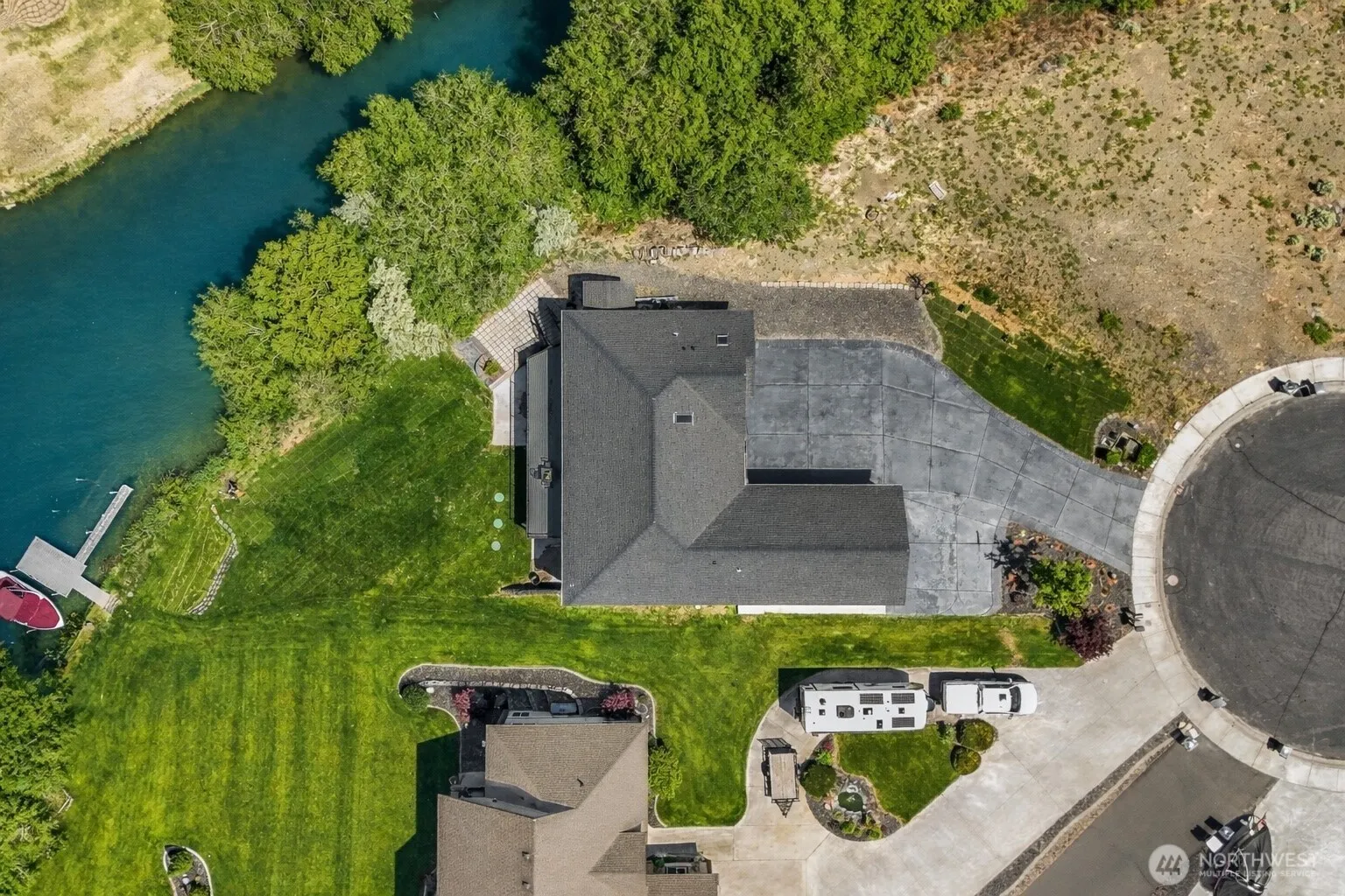 Property photo for 800 S Camas Place, Moses Lake