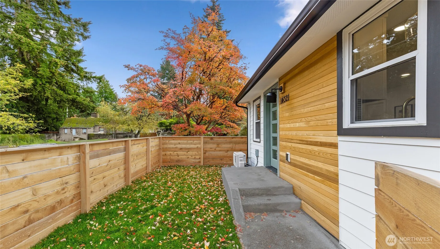 Property photo for 14321 Interlake Avenue N #a, Seattle photo 2