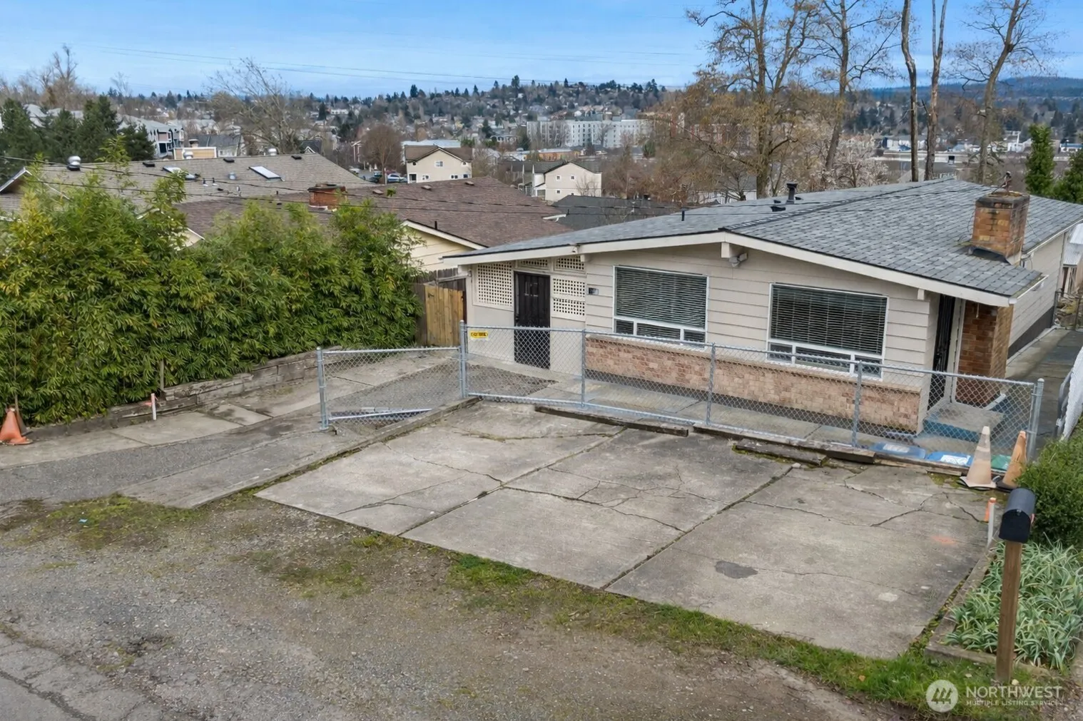 Property photo for 7226 33rd Avenue S, Seattle photo 2