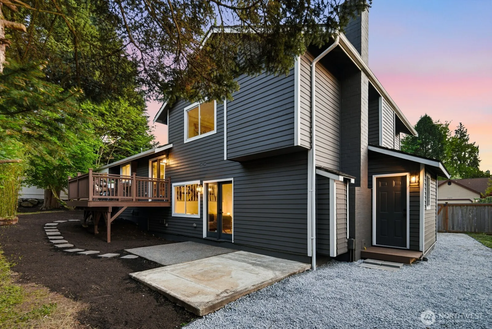 Property photo for 13227 Harbour Heights Drive, Mukilteo photo 3