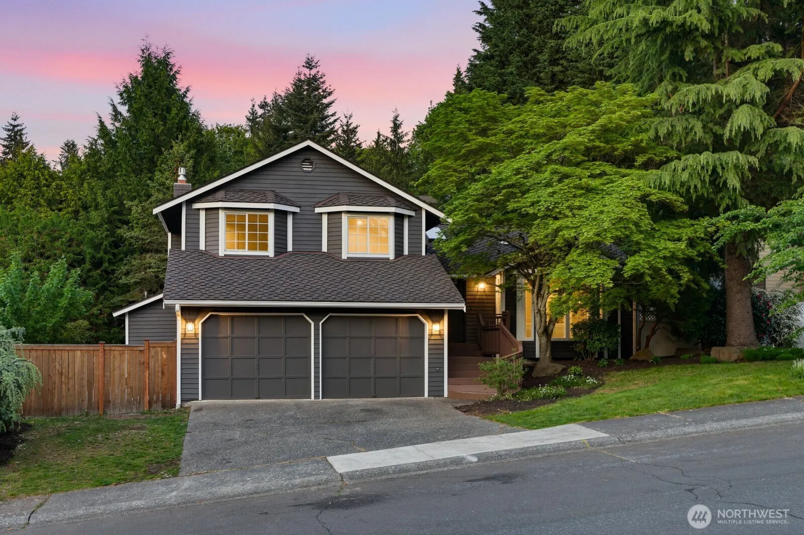 Property photo for 13227 Harbour Heights Drive, Mukilteo photo 2