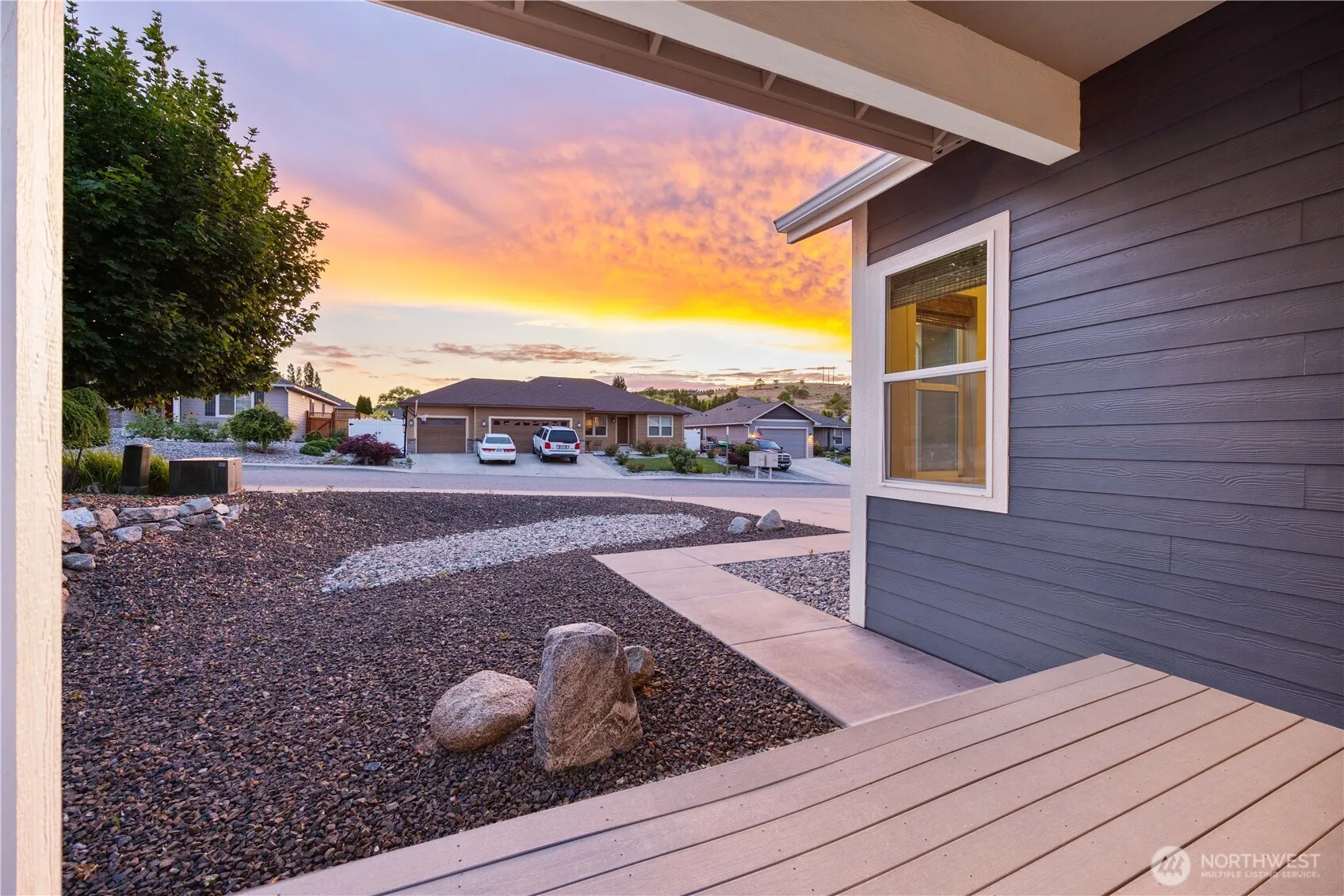 Property photo for 444 Hilltop Place, Chelan photo 3