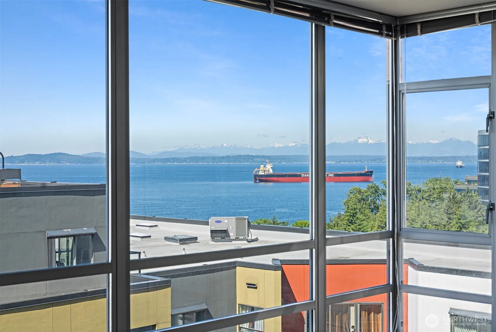 Property photo for 2929 1st Avenue #514, Seattle photo 2