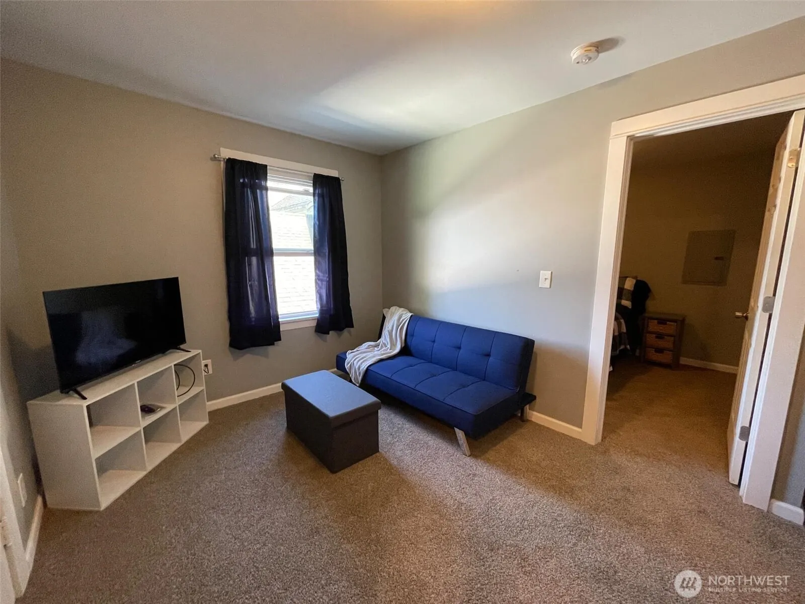 Property photo for 517 Emerson Avenue, Hoquiam photo 2