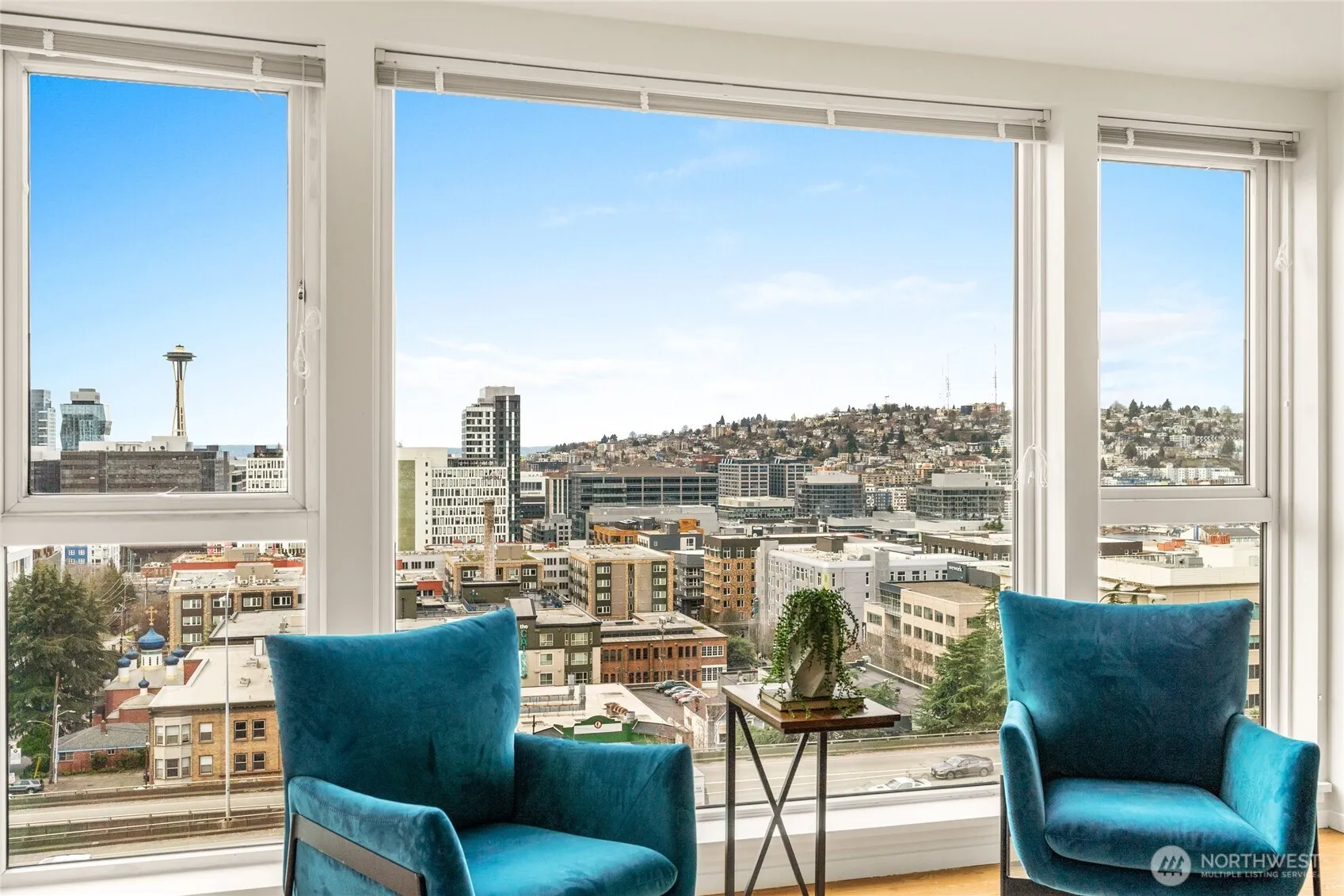 Property photo for 400 Melrose Avenue E #403, Seattle photo 4