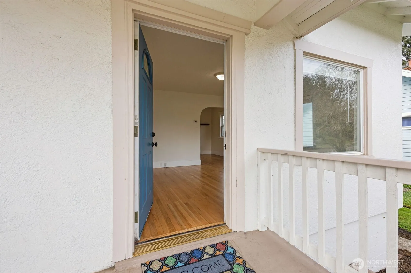 Property photo for 2112 S Ash Street, Tacoma photo 3