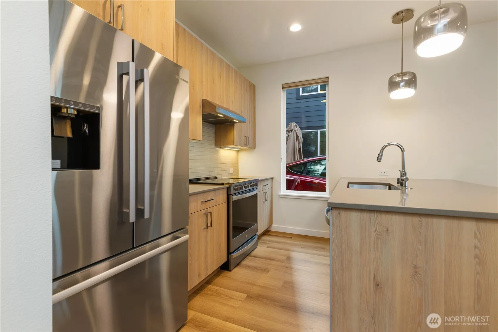Property photo for 115 N 105th Street #b, Seattle photo 5