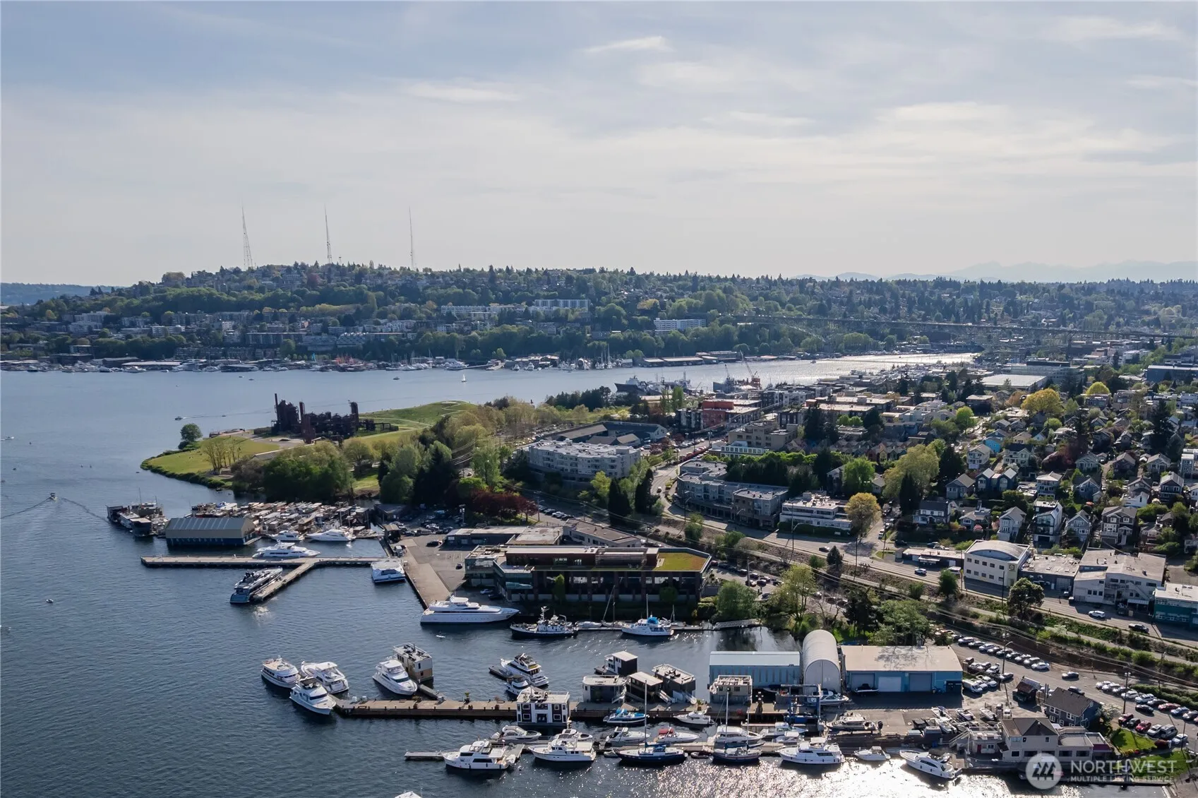Property photo for 2309 N Northlake Way #3a, Seattle photo 4