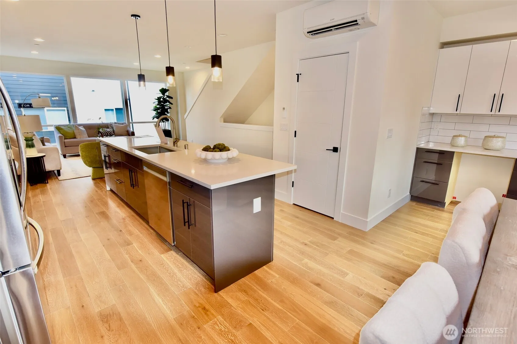 Property photo for 12215 Des Moines Memorial Drive S #b, Burien photo 5