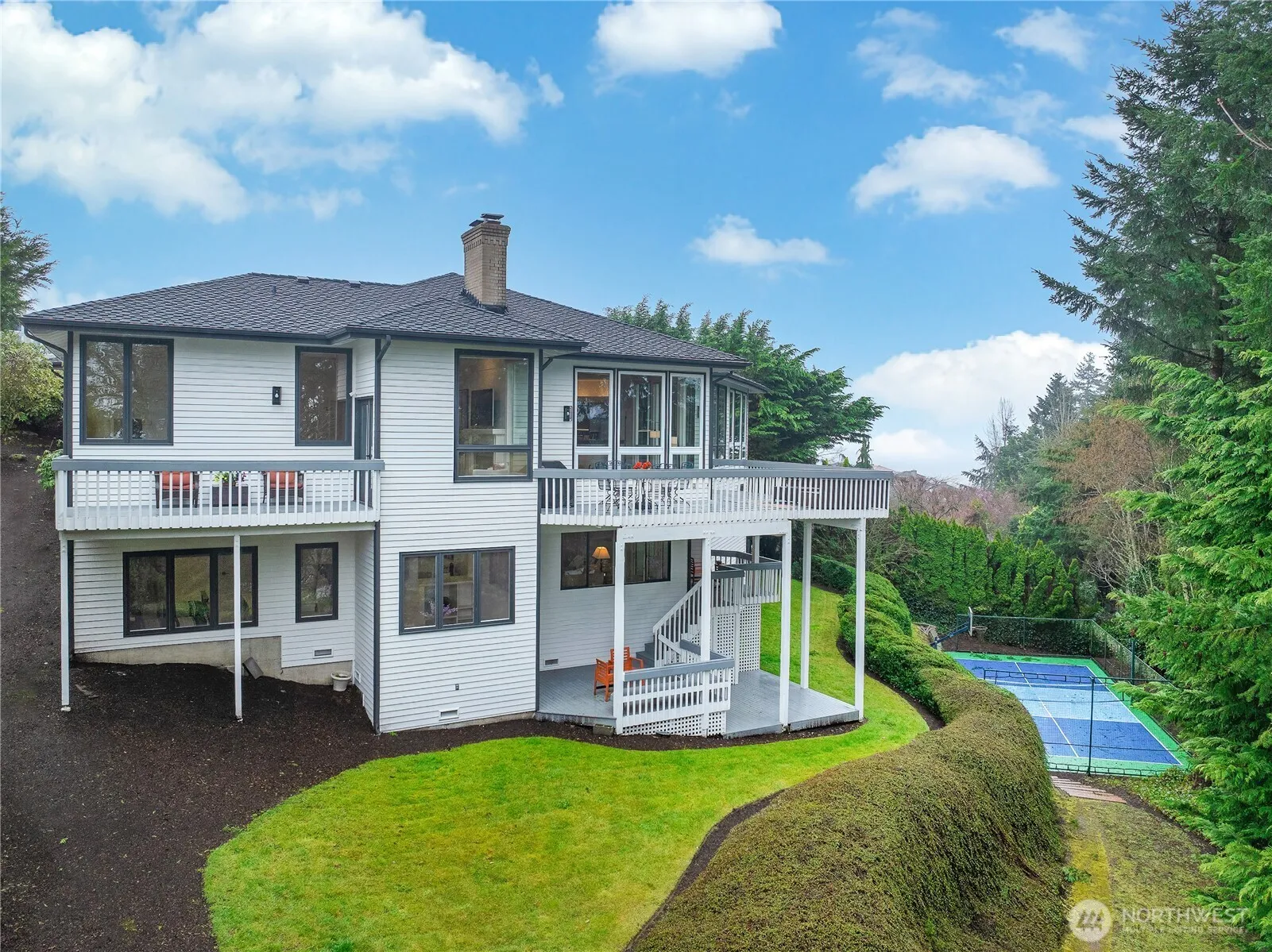 Property photo for 5403 154th Avenue Se, Bellevue