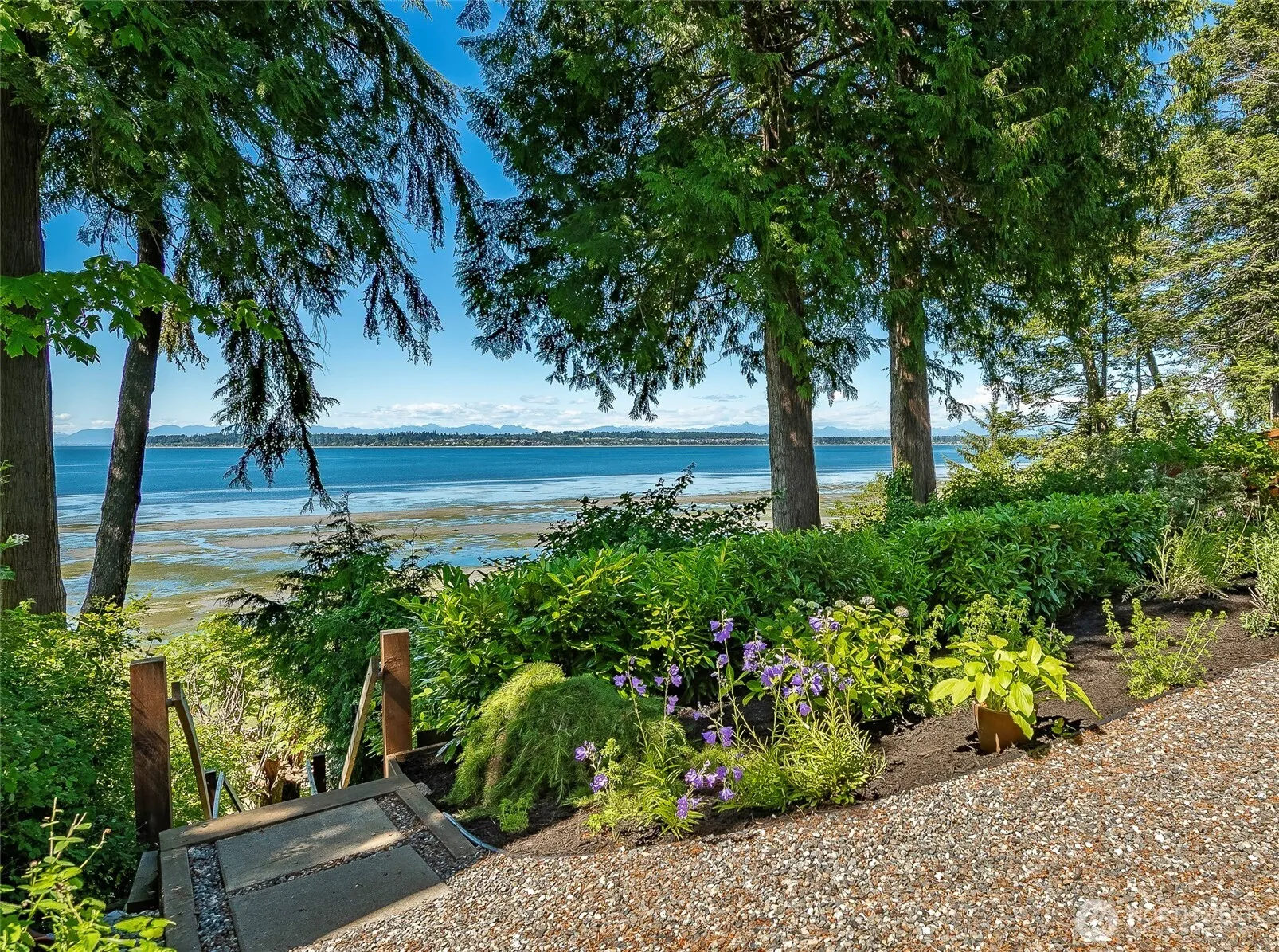 Property photo for 6955 Birch Bay Drive, Blaine photo 2