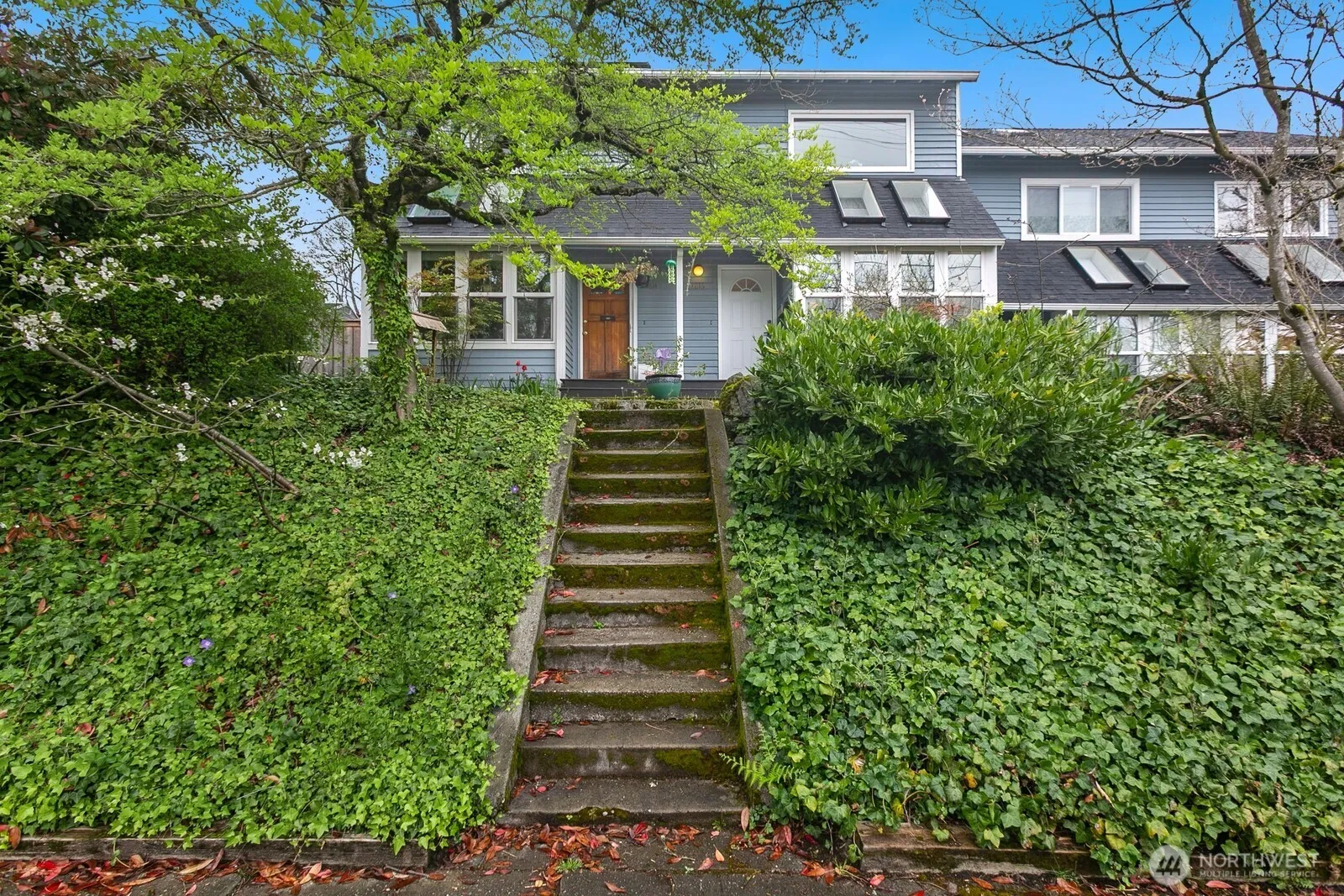 Property photo for 1816 East Jefferson Street #b, Seattle photo 4