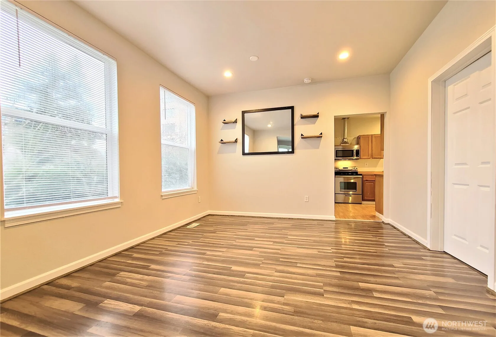 Property photo for 3418 Wetmore Avenue, Everett photo 4