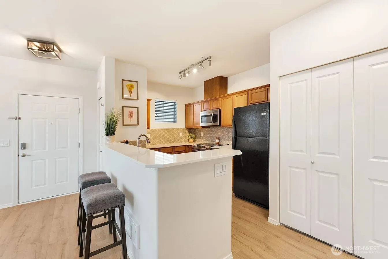Property photo for 14915 38th Drive Se #ee2029, Bothell photo 3