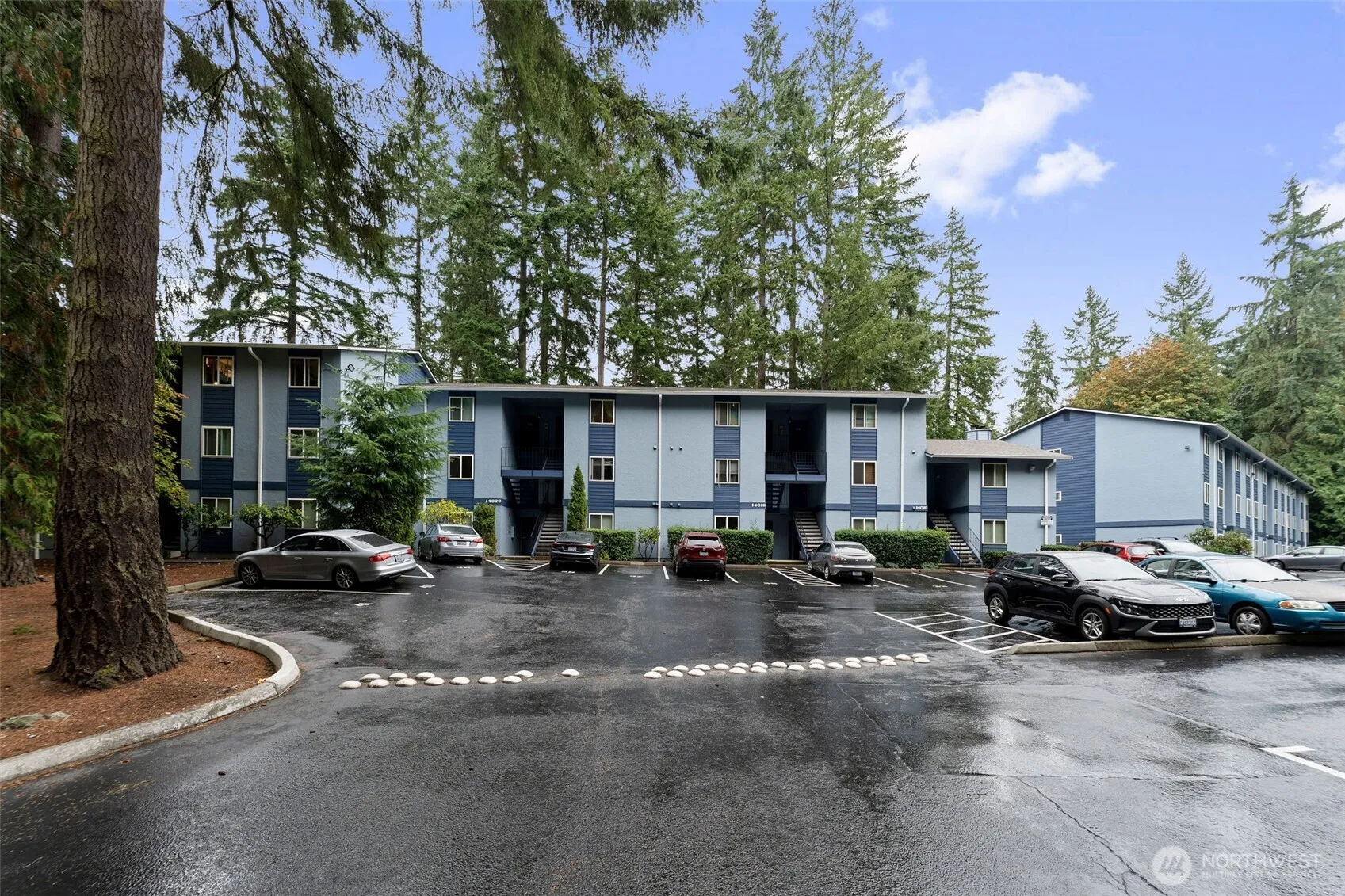 Property photo for 14020 Juanita Drive Ne #b3, Kirkland photo 3