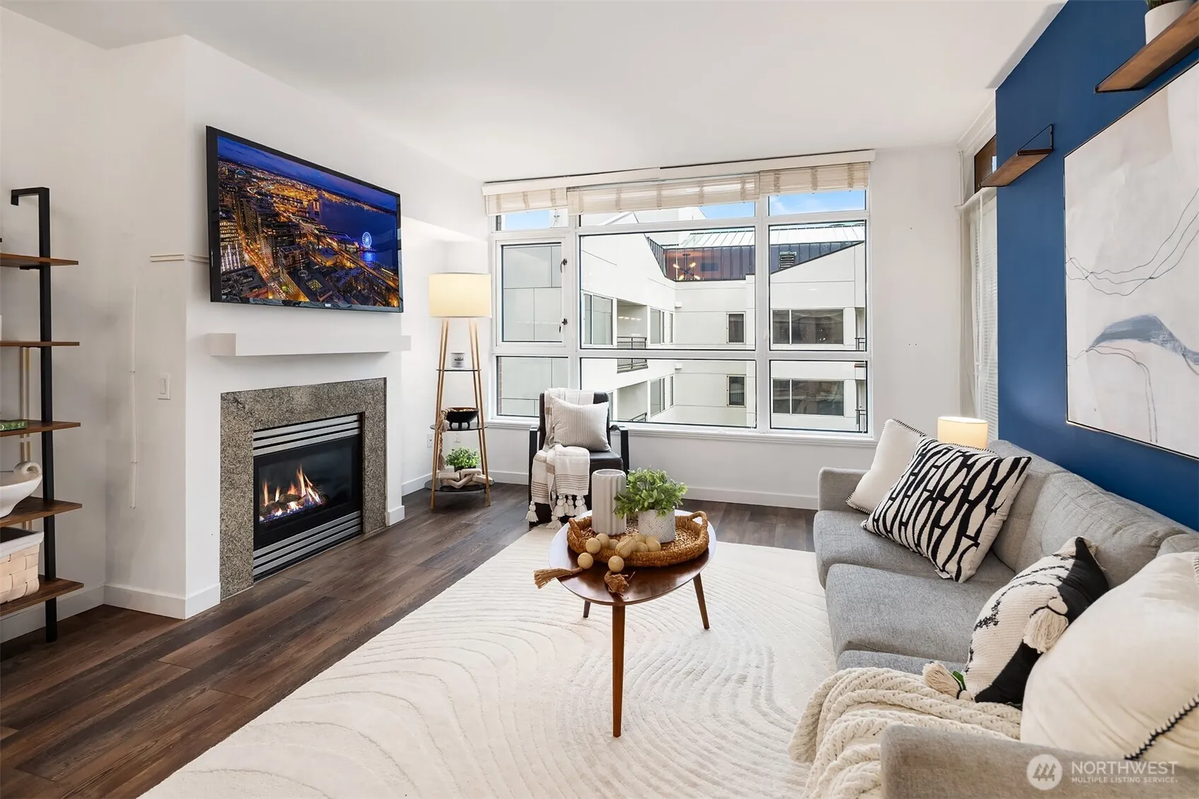 Property photo for 1420 Terry Avenue #603, Seattle photo 4