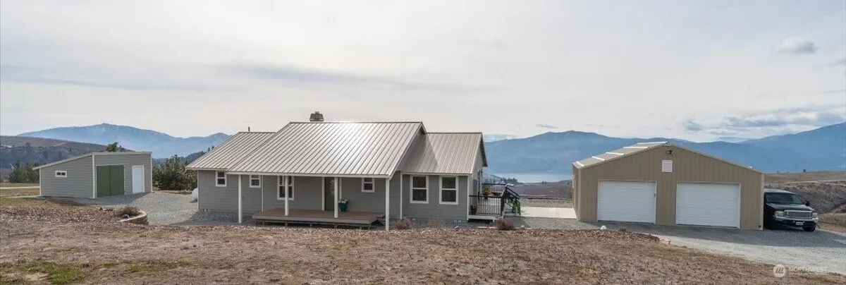 Property photo for 605 Chelan Trails Road, Manson