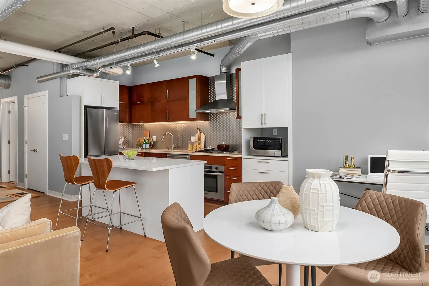 Property photo for 2720 3rd Avenue #405, Seattle photo 5