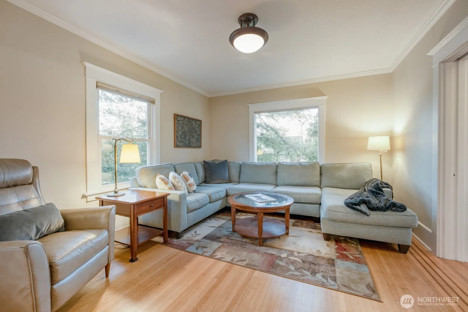 Property photo for 2830 33rd Avenue S, Seattle photo 5