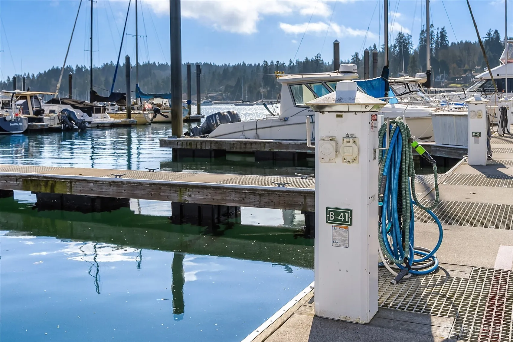 Property photo for 141 Parfitt Way Sw #b41, Bainbridge Island photo 4