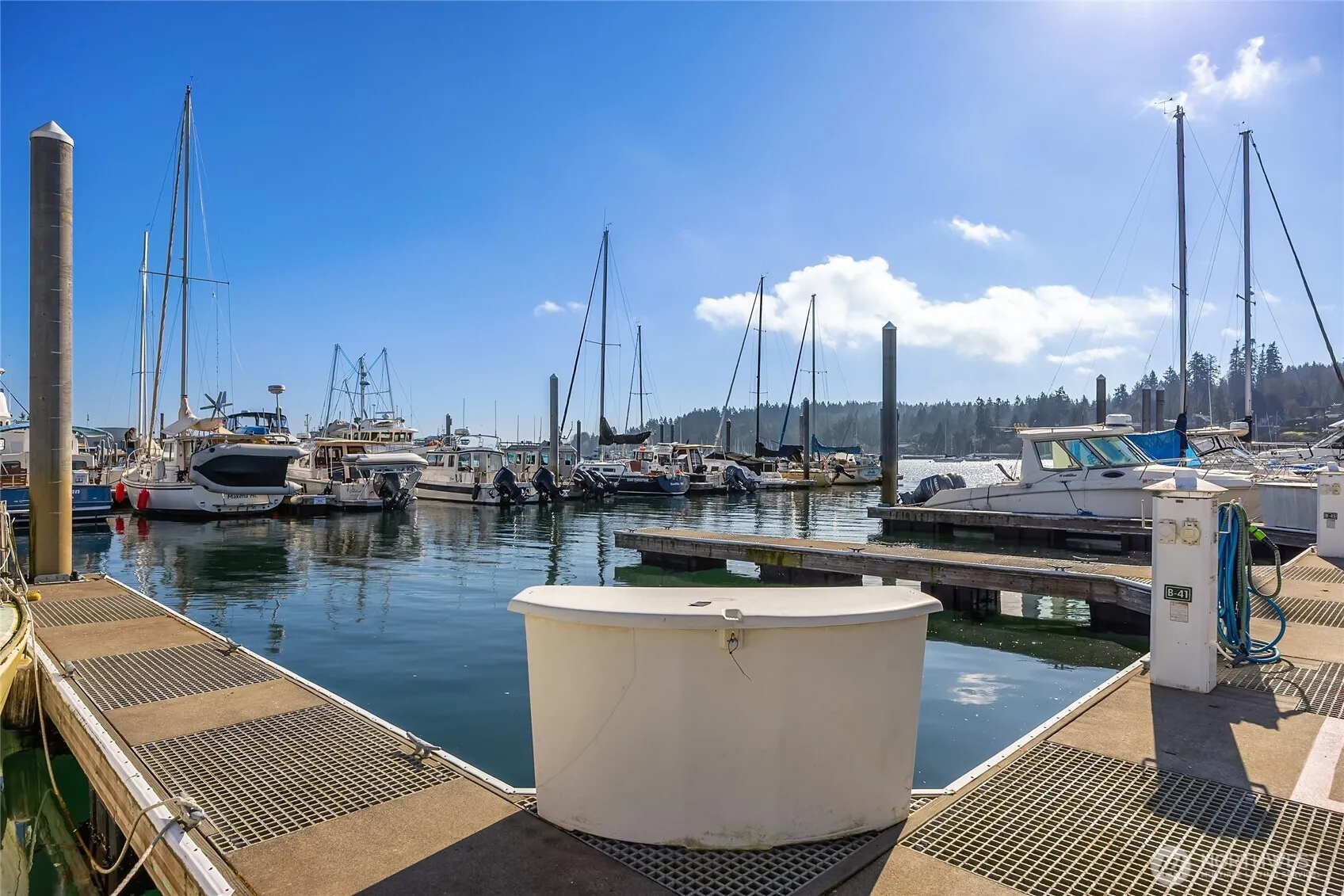 Property photo for 141 Parfitt Way Sw #b41, Bainbridge Island photo 5
