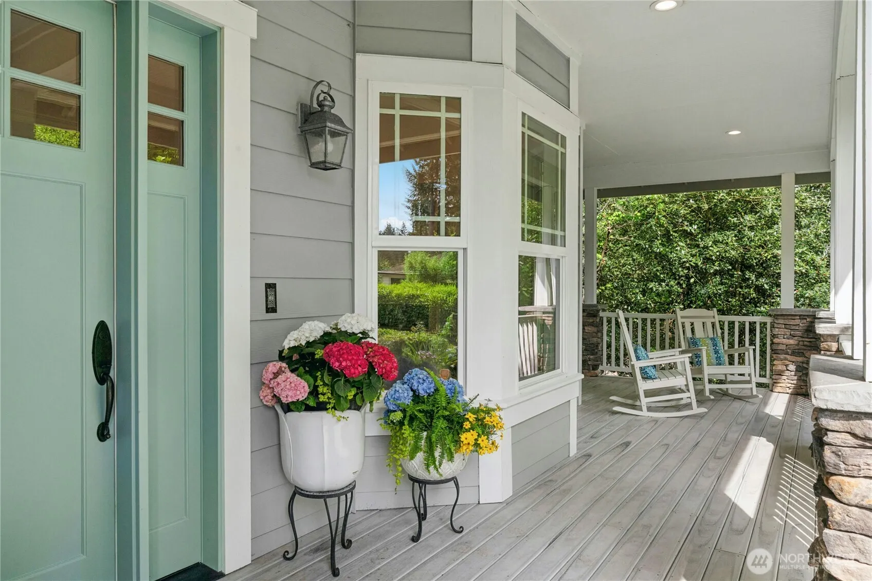 Property photo for 10806 Se 16th Street, Bellevue