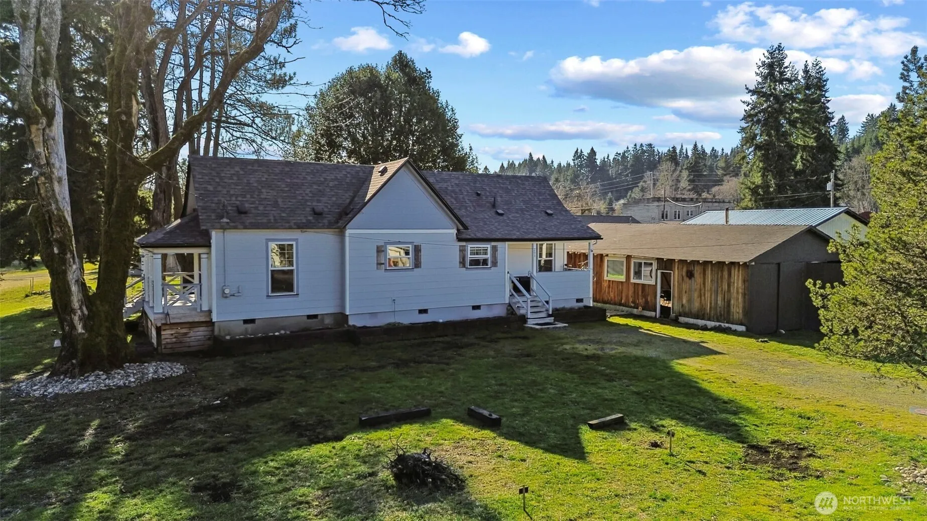 Property photo for 203 E 6th St, Bucoda photo 3