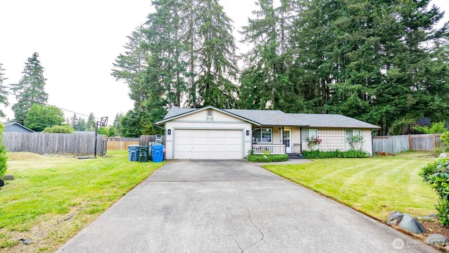 Property photo for 17110 11th Ave Court E, Spanaway