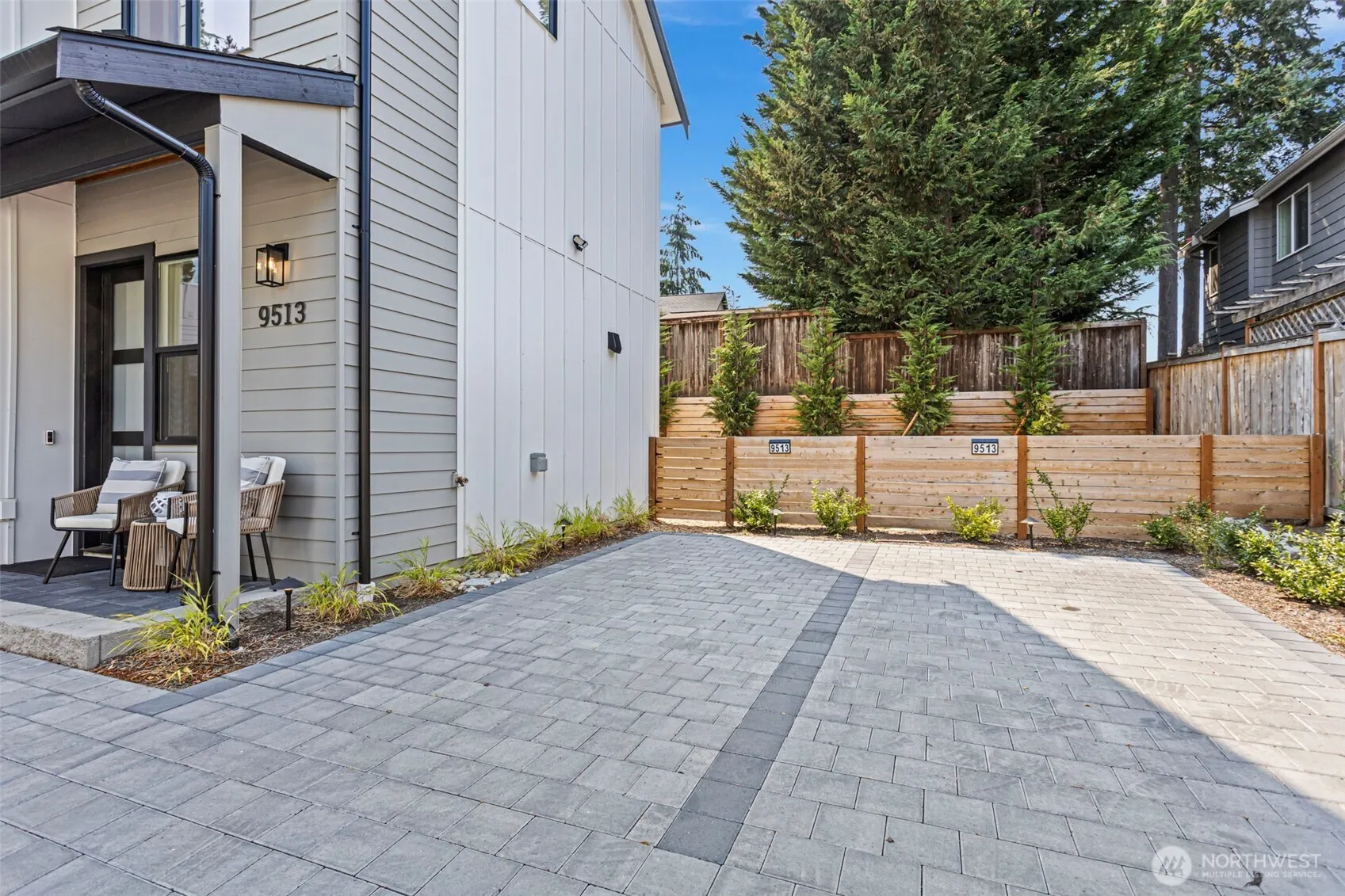 Property photo for 9513 132nd Avenue Ne, Kirkland photo 4
