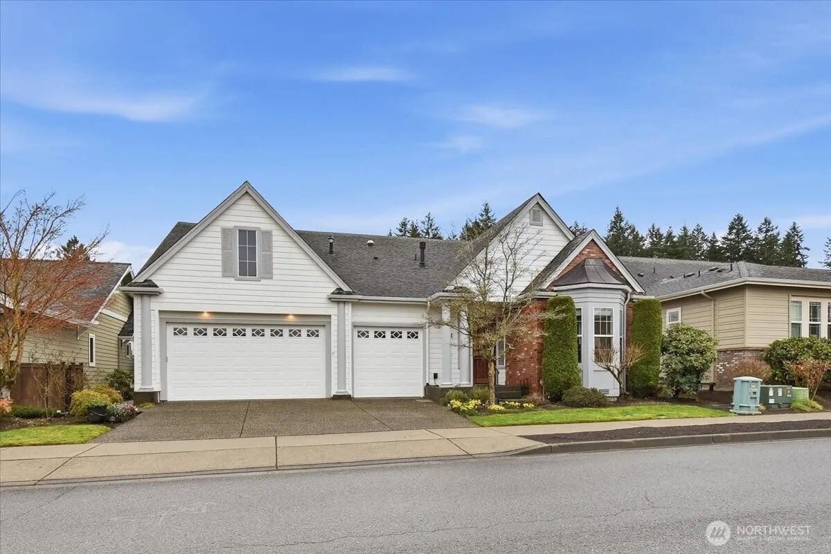 23915 Ne Adiar Road, Redmond