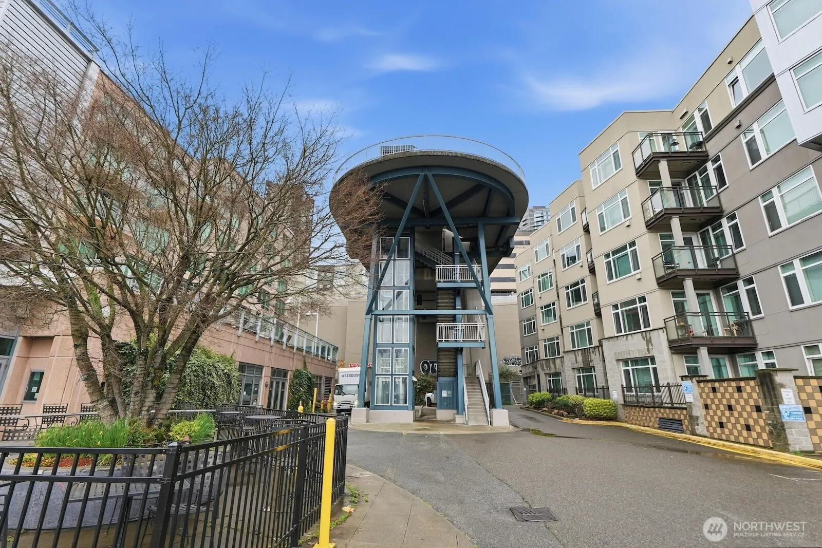 Property photo for 2000 Alaskan Way #553, Seattle