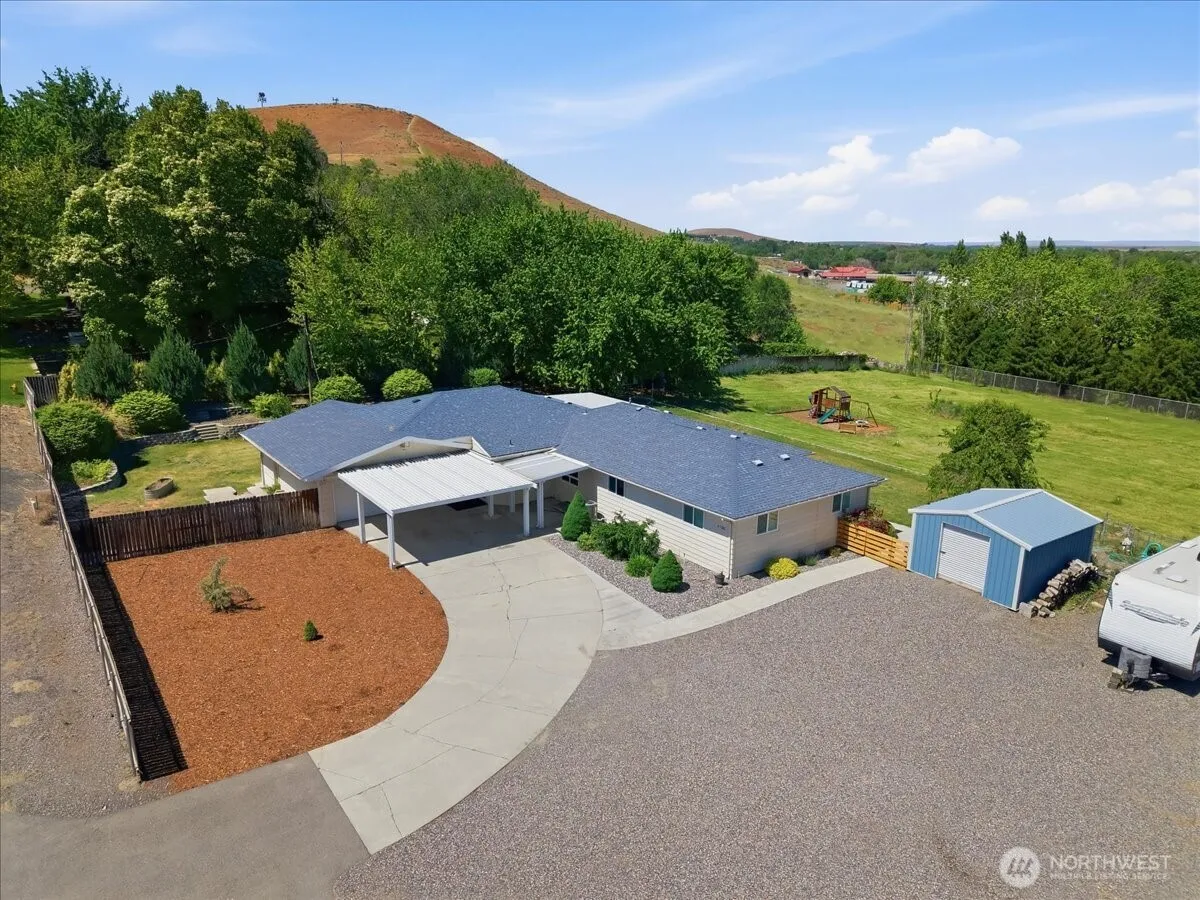 Property photo for 4700 Collins Rd, West Richland photo 3