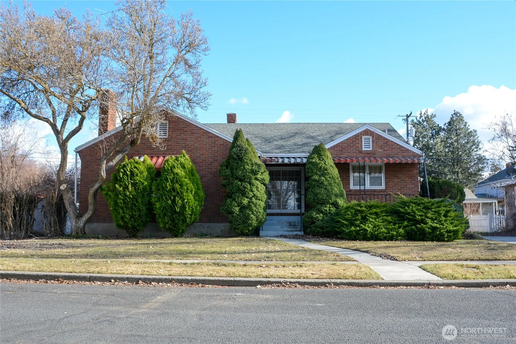 Property photo for 206 E 3rd Avenue, Ritzville