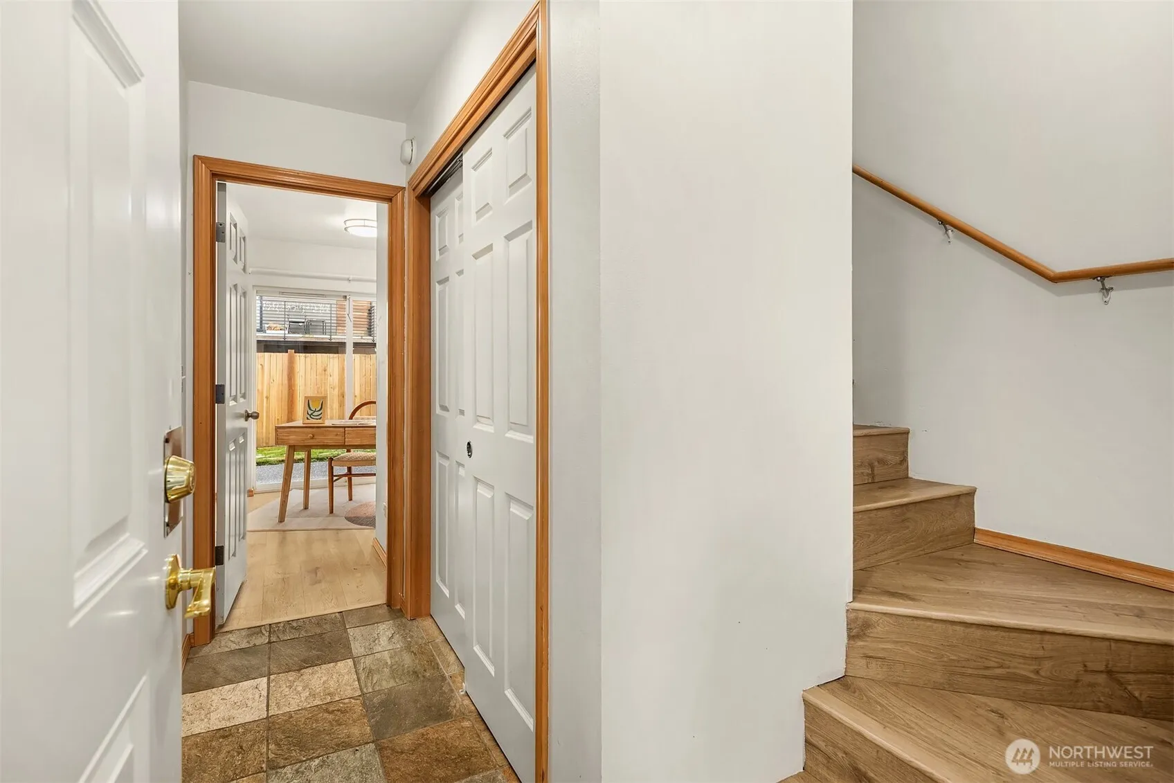 Property photo for 14338 Lenora Place N #b, Seattle photo 3