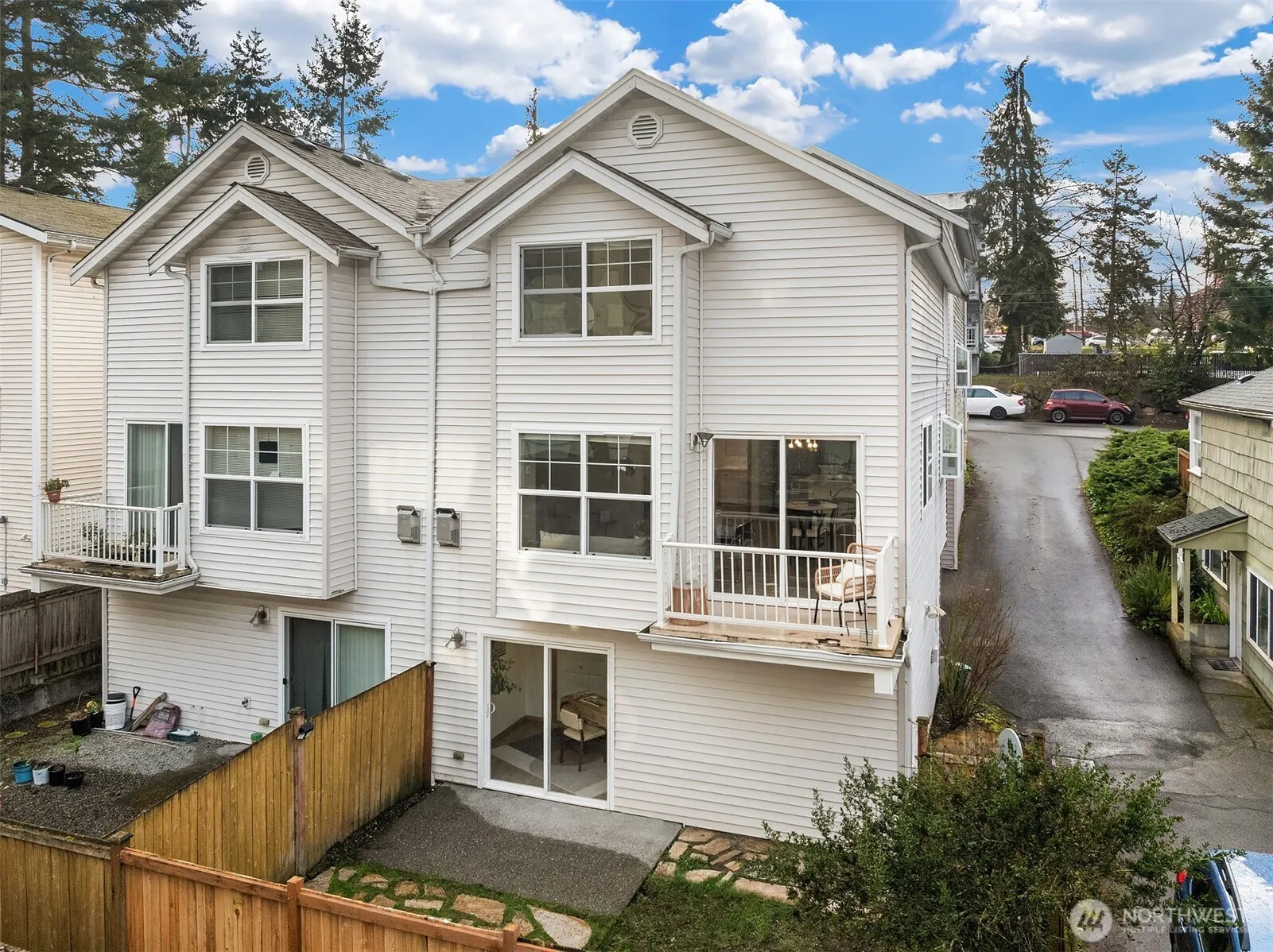 Property photo for 14338 Lenora Place N #b, Seattle