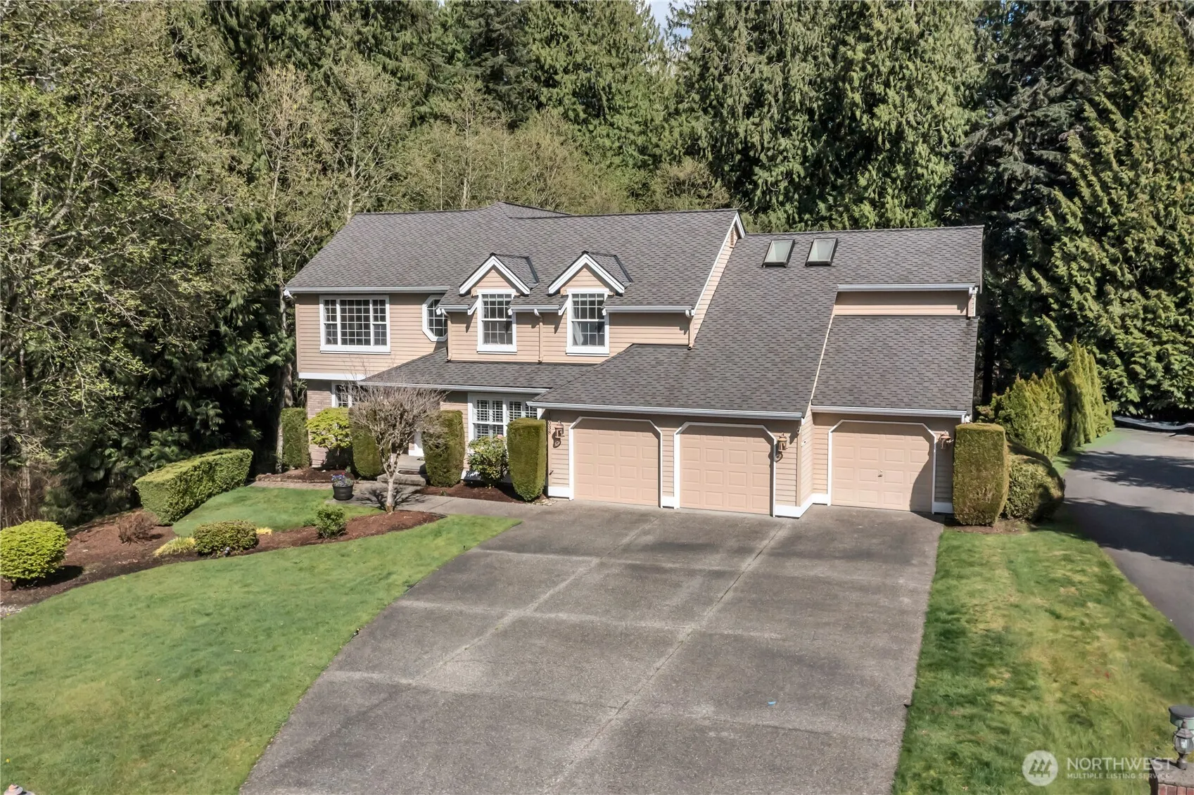 Property photo for 16038 Se 127th Place, Renton photo 3