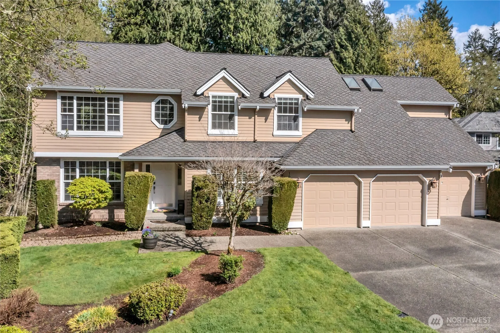 Property photo for 16038 Se 127th Place, Renton photo 4