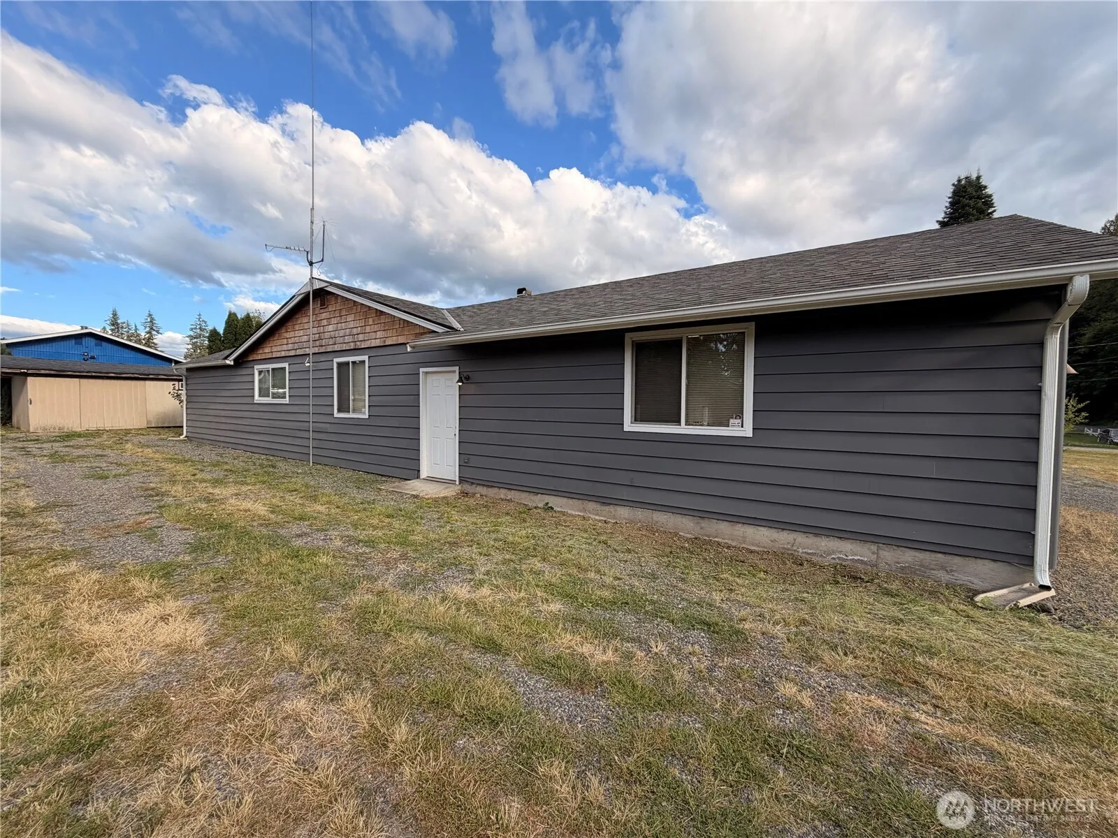 Property photo for 8525 234th Avenue E, Buckley photo 4