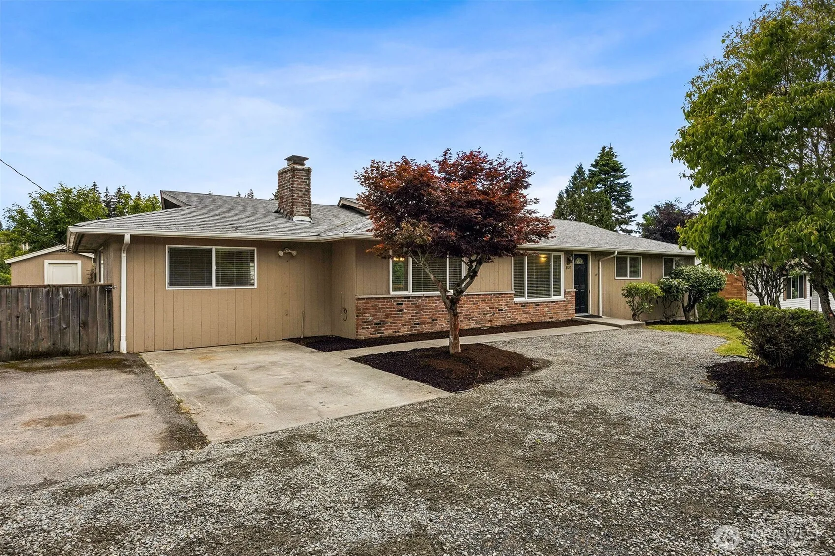 Property photo for 8520 Woodland Avenue E, Puyallup photo 3