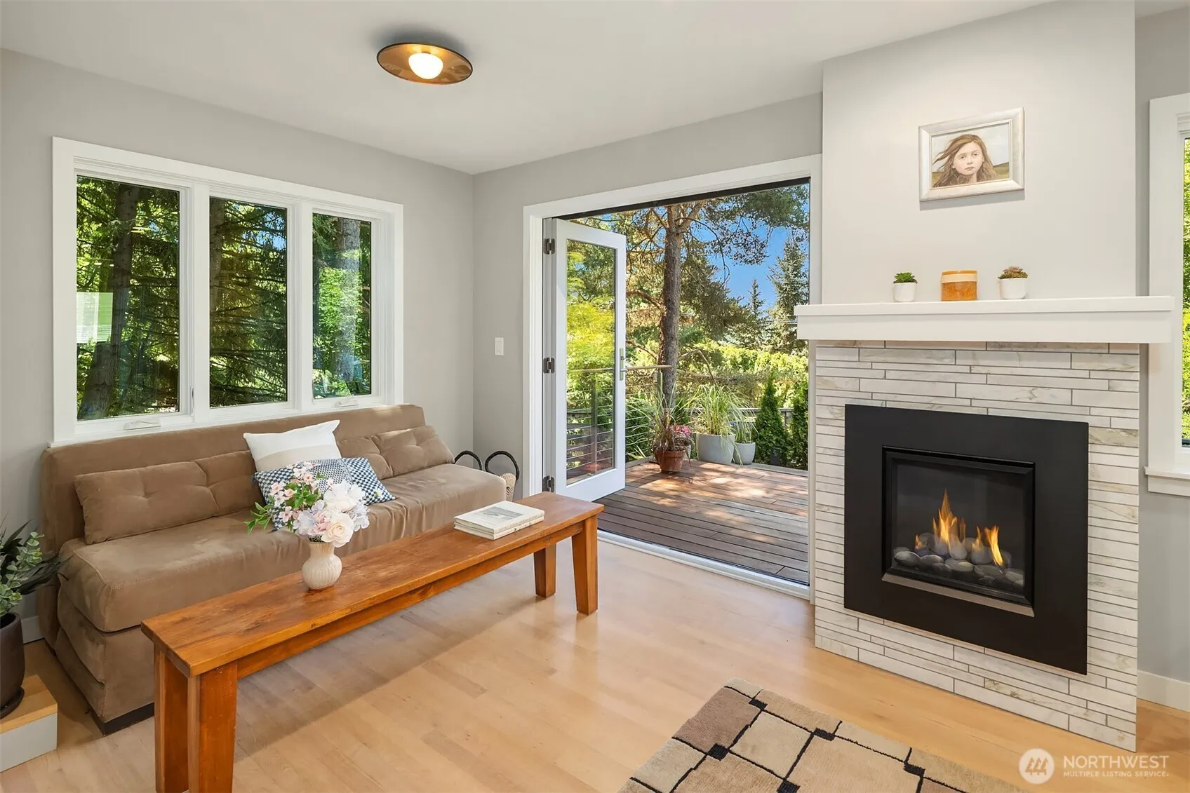 Property photo for 5610 W Mercer Way, Mercer Island photo 2
