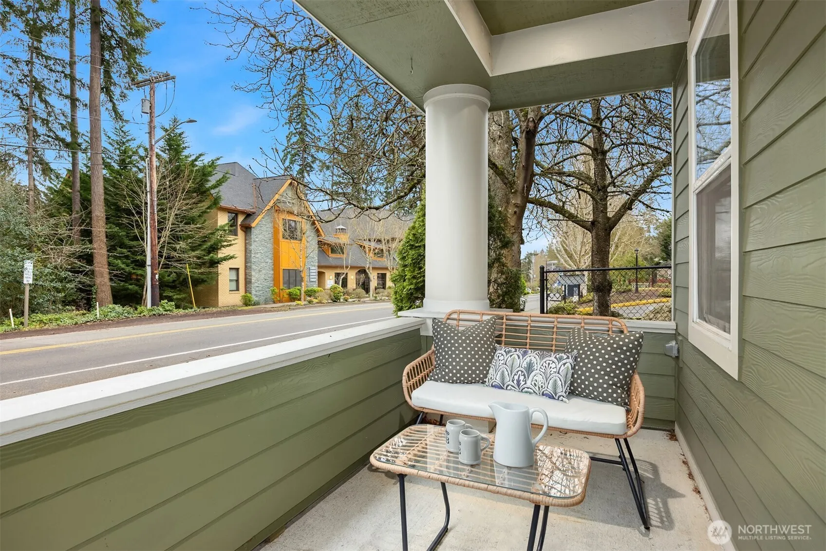 Property photo for 300 Wyatt Way Ne #1, Bainbridge Island photo 5