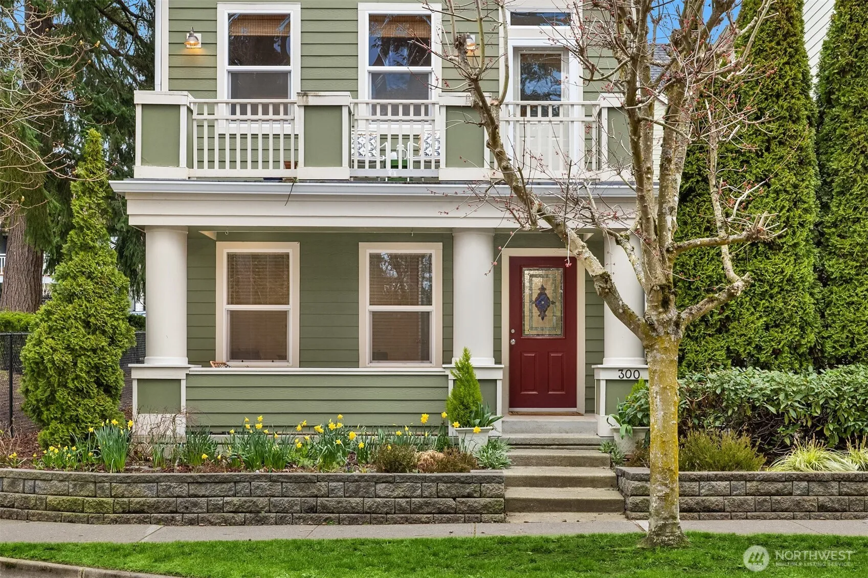 Property photo for 300 Wyatt Way Ne #1, Bainbridge Island photo 4