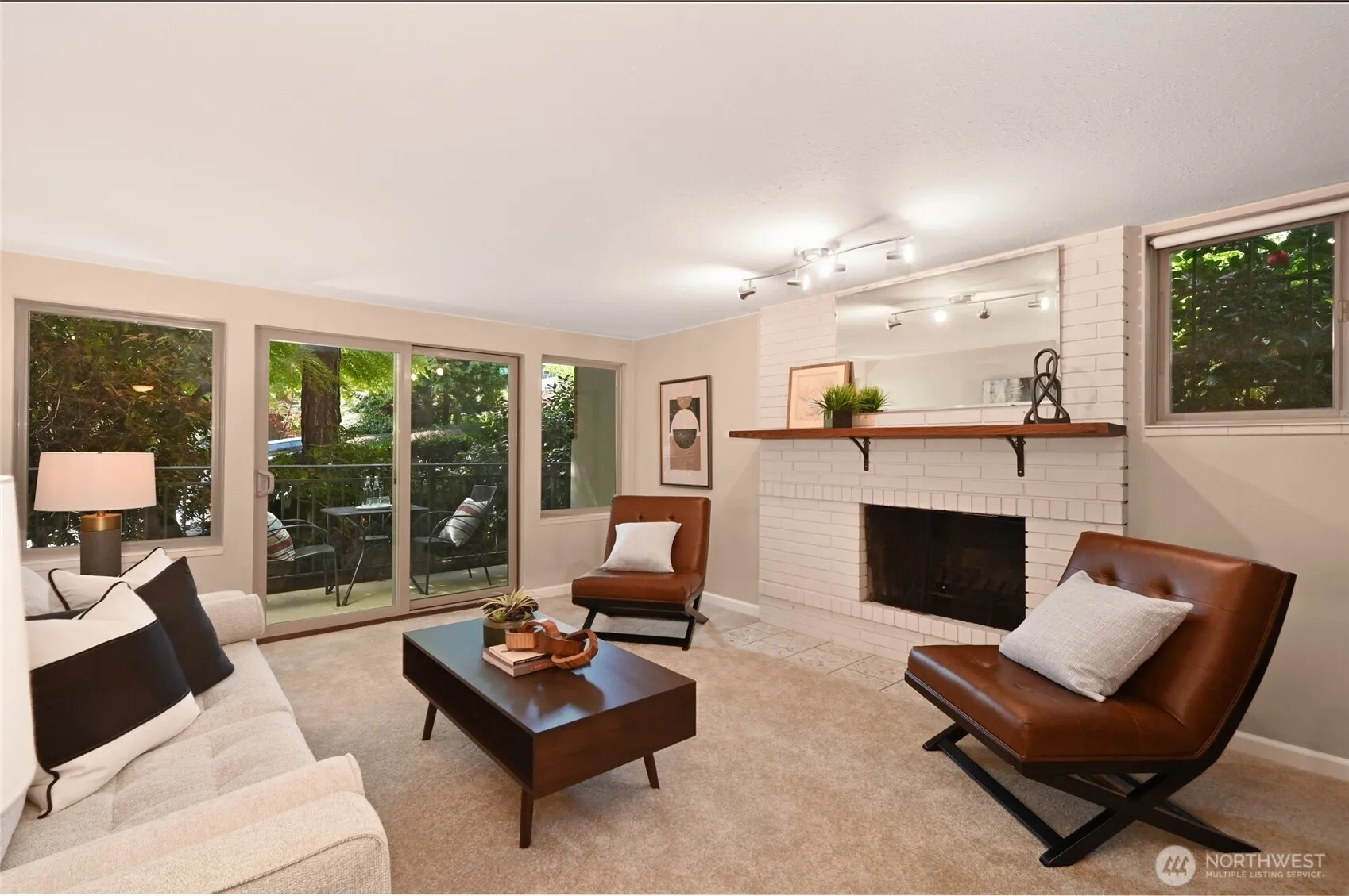 Property photo for 3400 25th Avenue W #101, Seattle