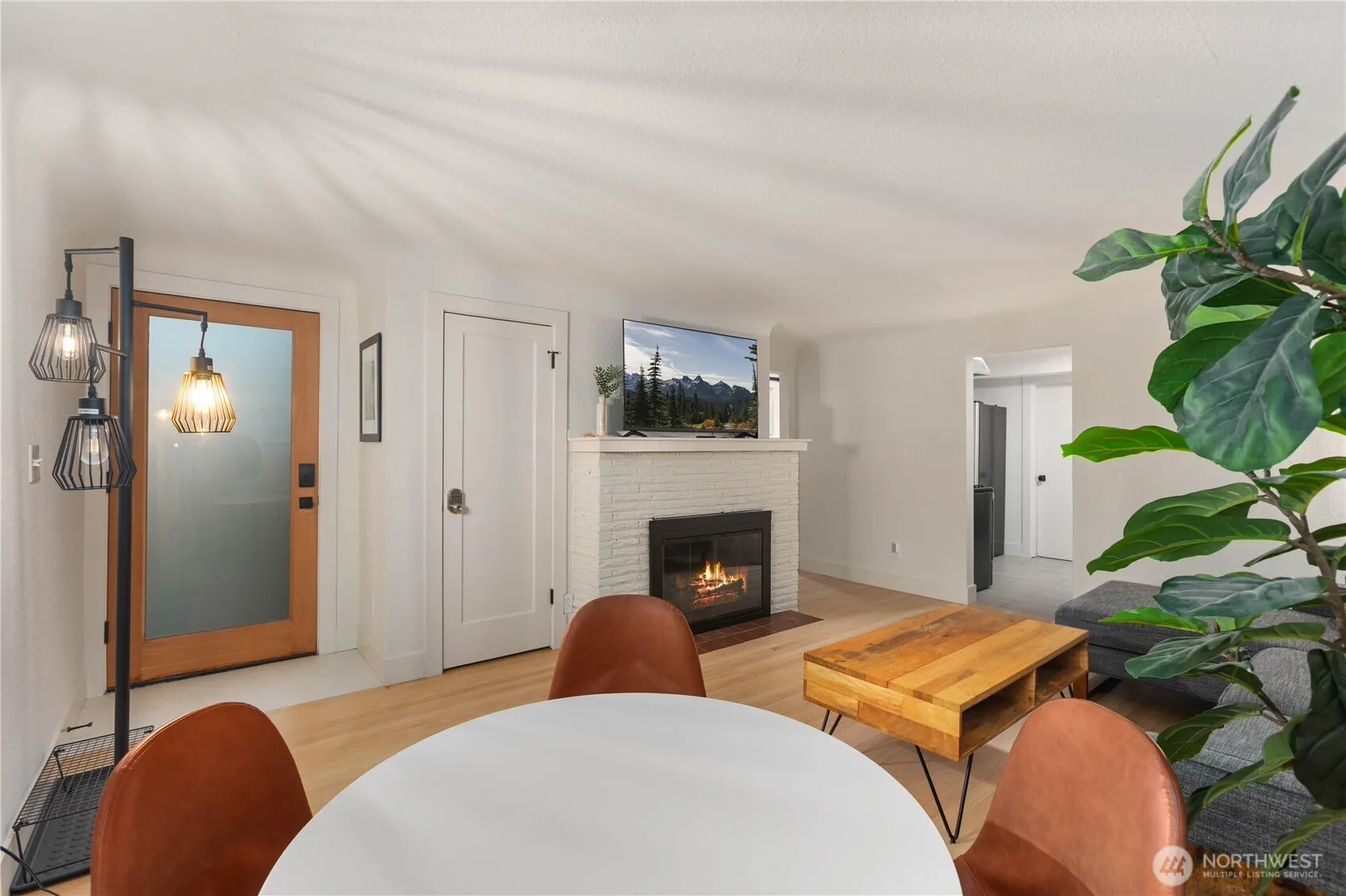 Property photo for 8731 13th Avenue Nw, Seattle photo 4