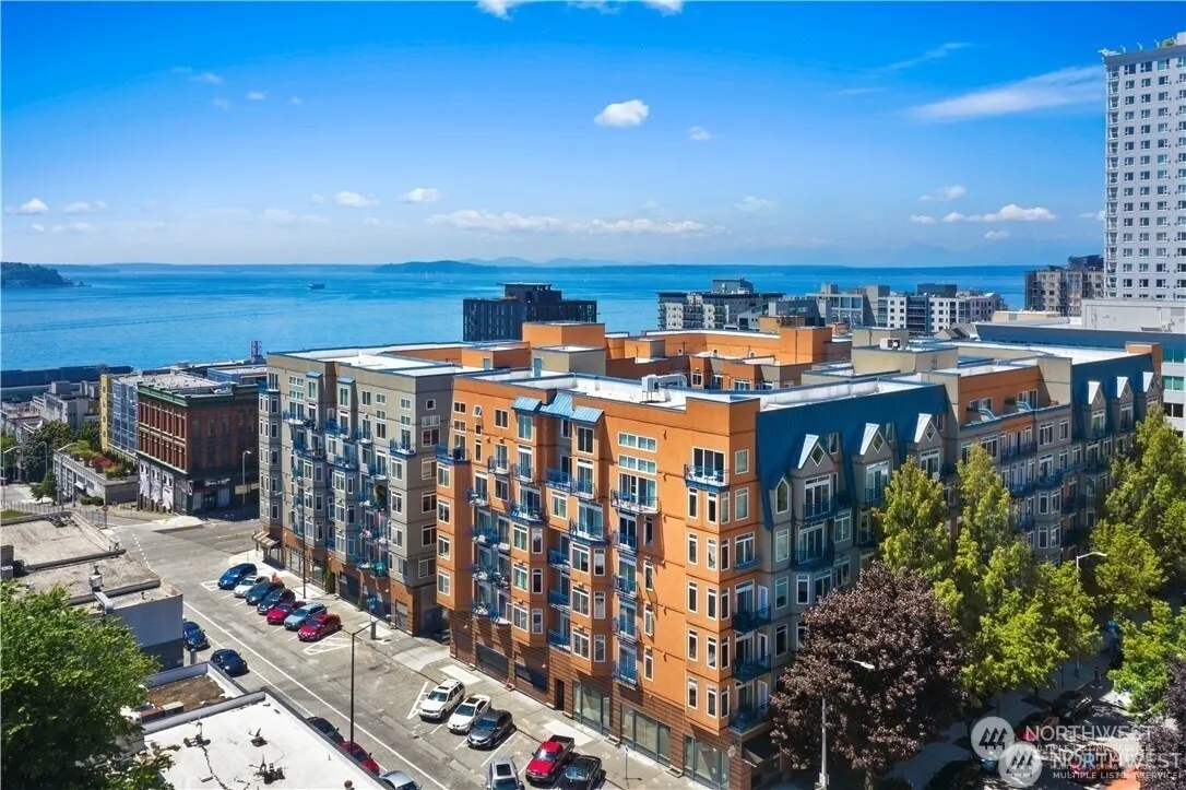 Property photo for 2414 1st Avenue #703, Seattle